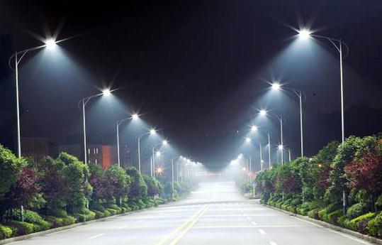 Czy tak będą oświetlone ulice Ząbek? Przykład zastosowania lamp LED